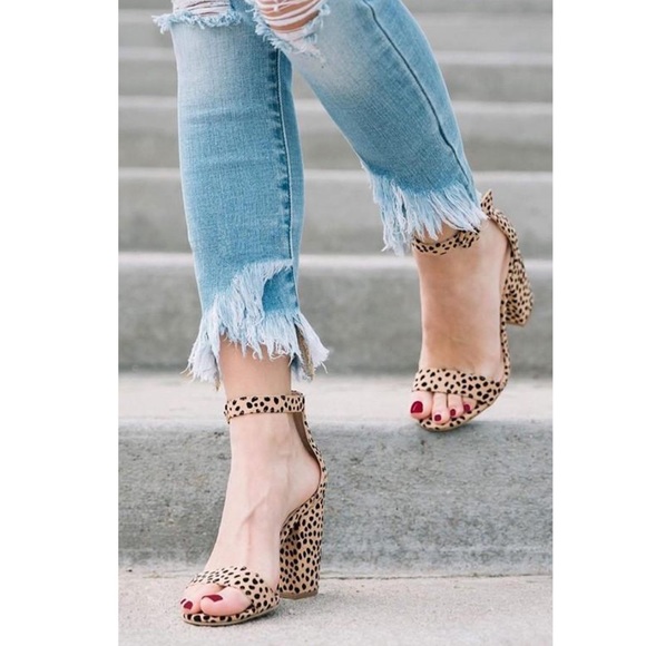 Cheetah Print block heel - Picture 4 of 7
